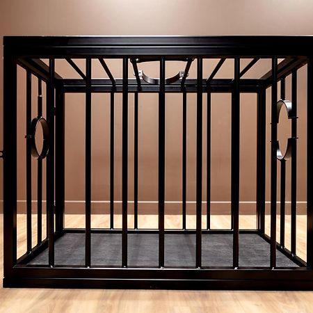 Bdsm Red Apartments 维尔纽斯 外观 照片
