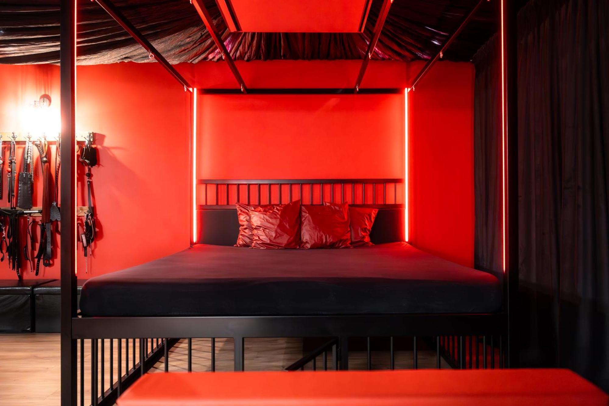 Bdsm Red Apartments 维尔纽斯 外观 照片